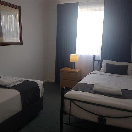Mid City Motor Inn Singleton Ngoại thất bức ảnh