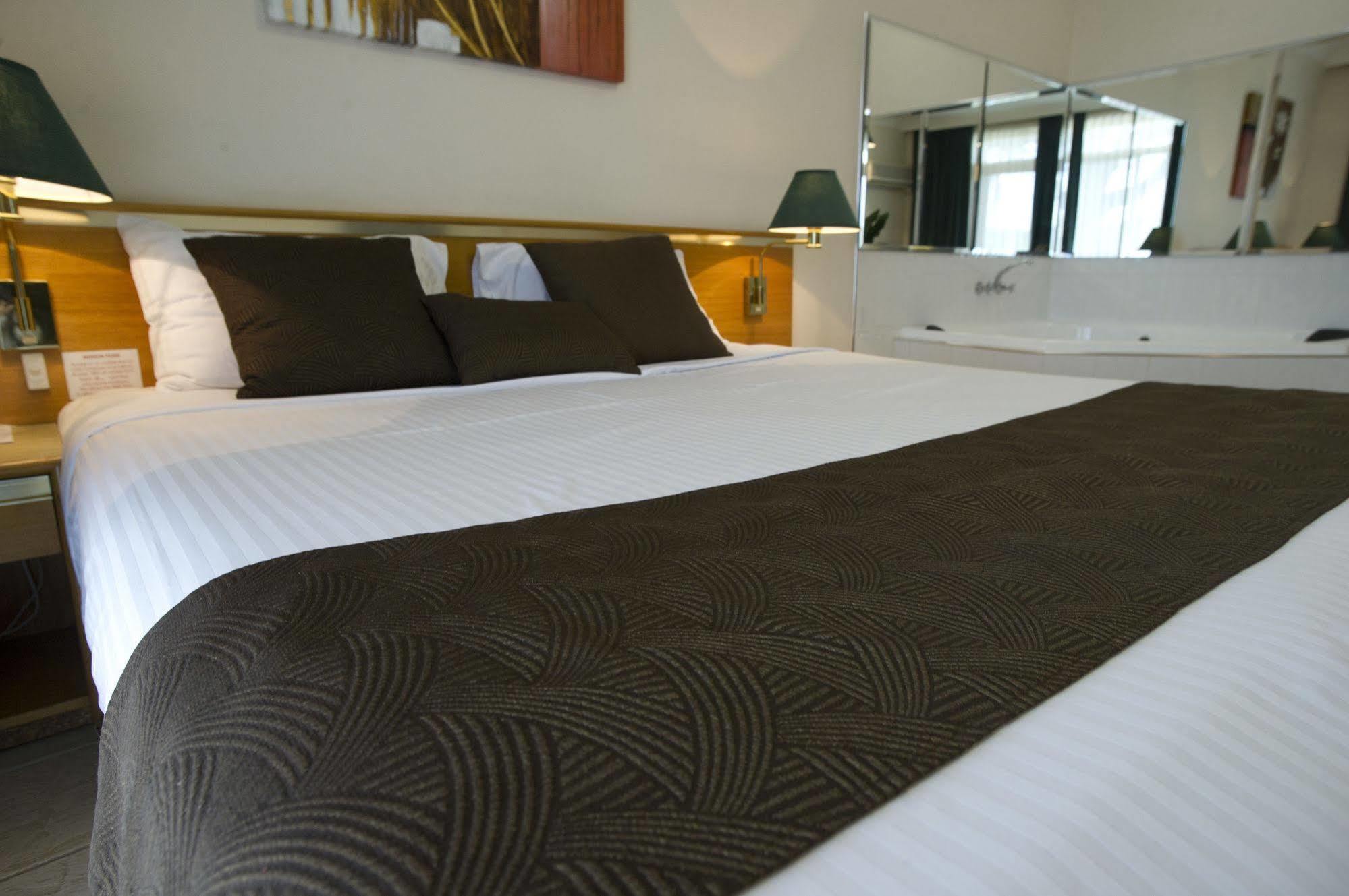 Mid City Motor Inn Singleton Ngoại thất bức ảnh