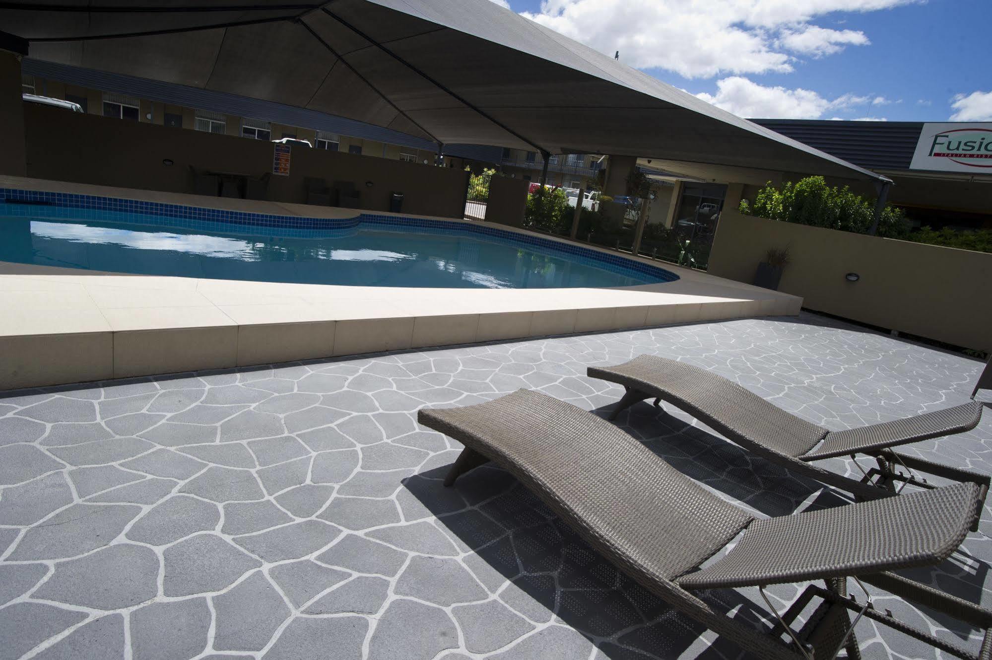 Mid City Motor Inn Singleton Ngoại thất bức ảnh