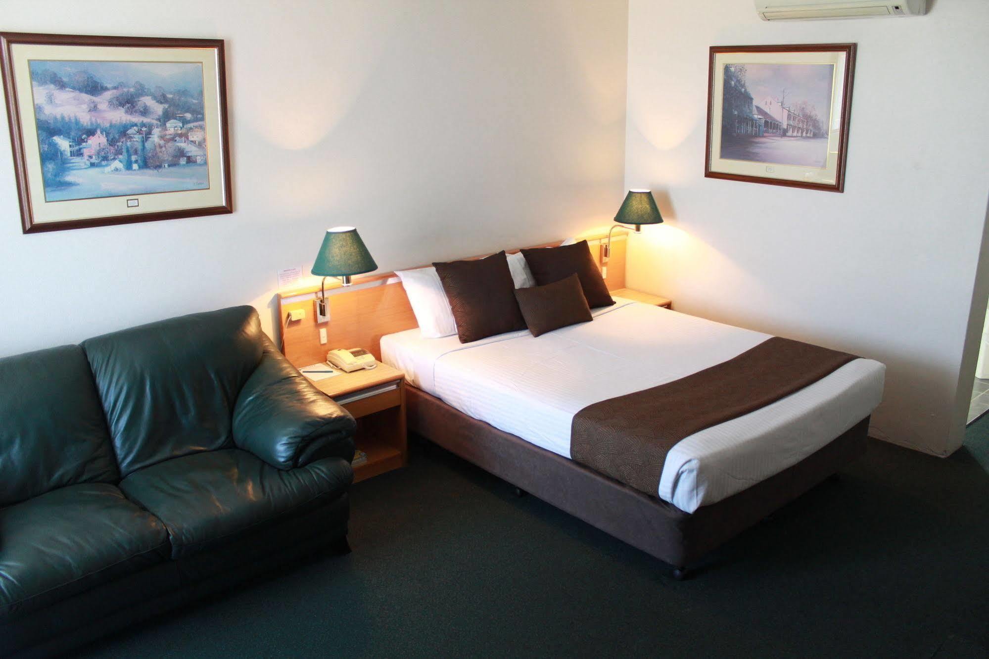 Mid City Motor Inn Singleton Ngoại thất bức ảnh