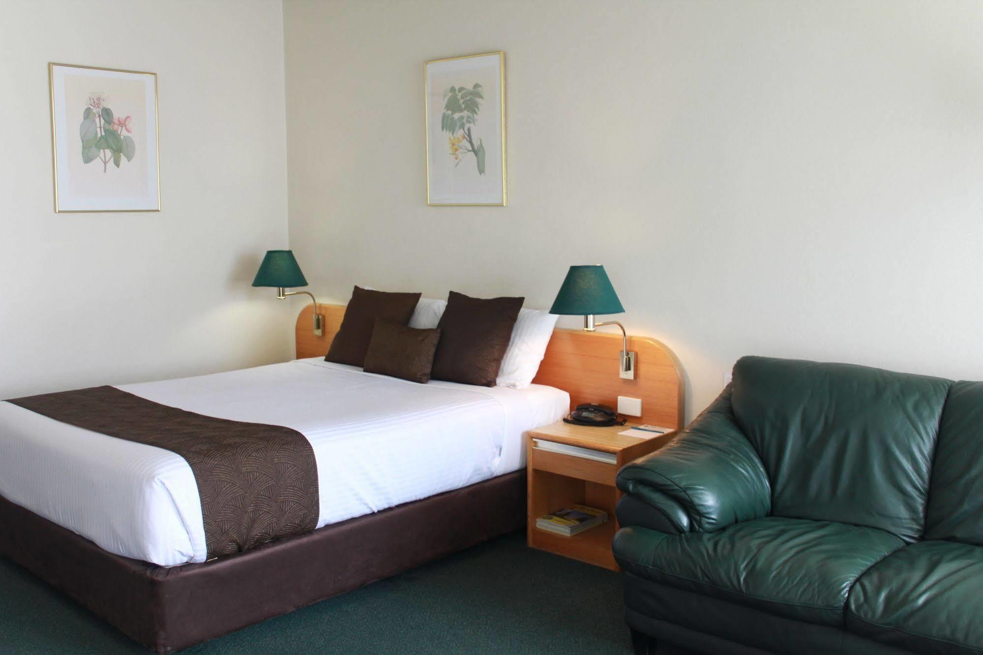 Mid City Motor Inn Singleton Ngoại thất bức ảnh