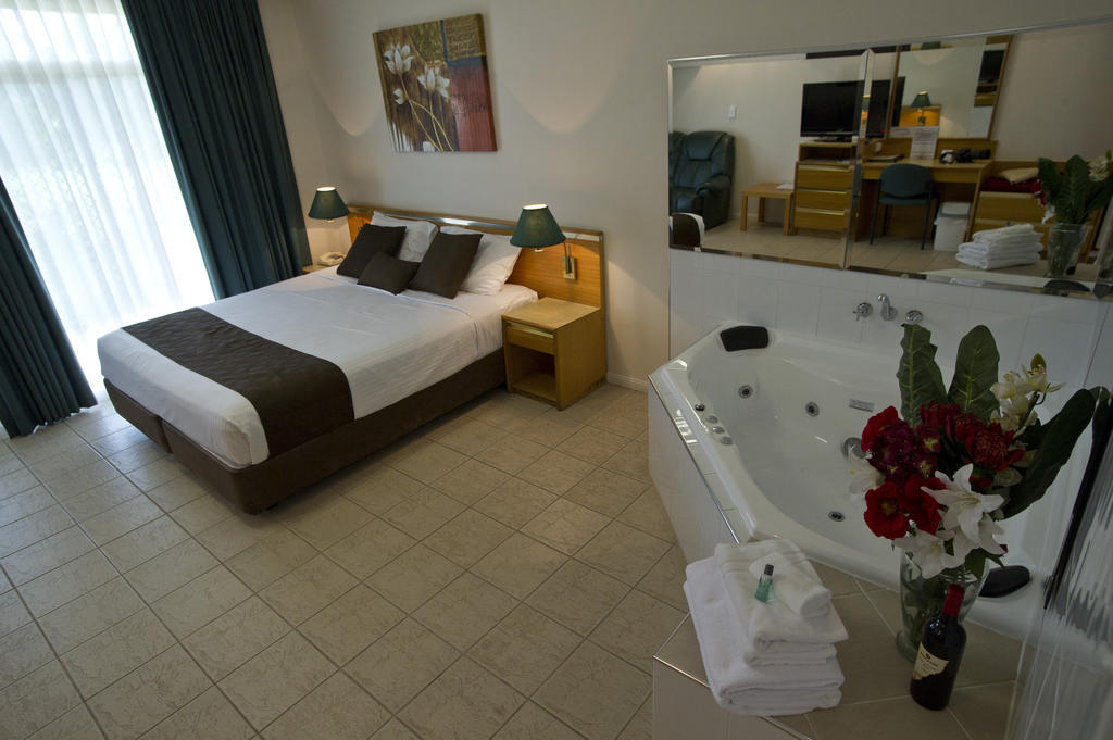 Mid City Motor Inn Singleton Phòng bức ảnh
