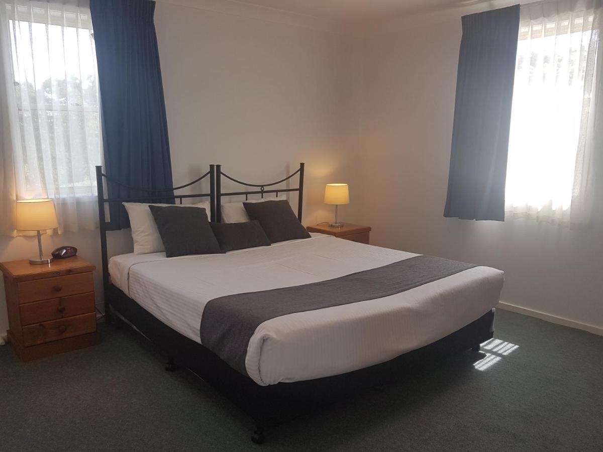 Mid City Motor Inn Singleton Ngoại thất bức ảnh